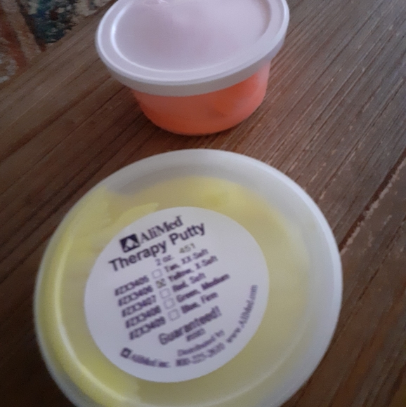 "Stress Melts Away" Therapy Dough: 2pk Bundle of thera putty - Picture 3 of 6